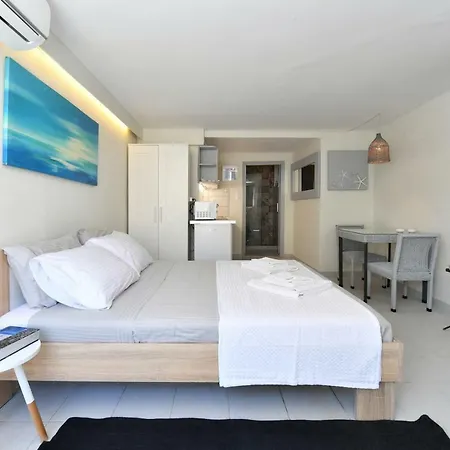 Apartment Salty New & Cozy Studio In The Center Of Naousa (Paros)