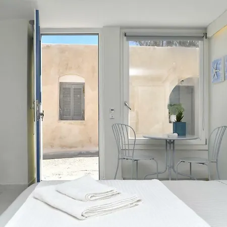 Salty New & Cozy Studio In The Center Of Apartment