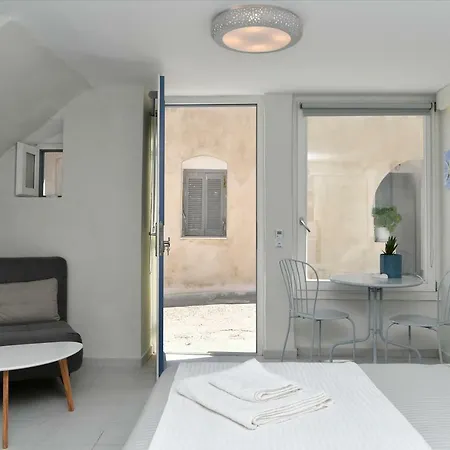 Salty New & Cozy Studio In The Center Of